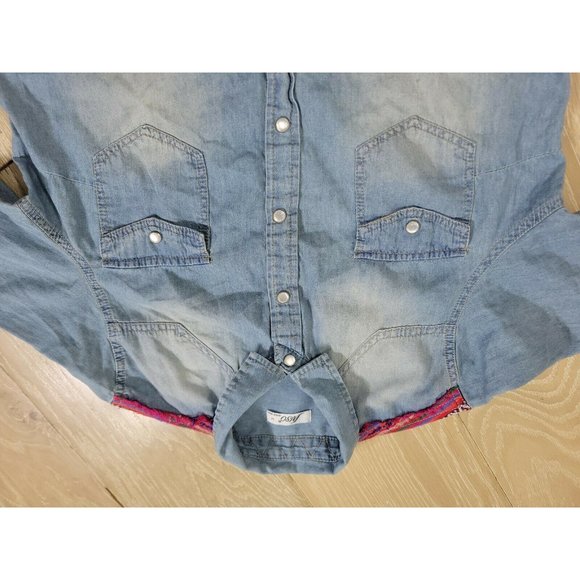 INSO Women's Medium Pearl Snap Western Chambray Denim Shirt Southwestern Back - Picture 2 of 10